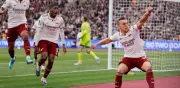 Arsenal vence al West Ham y sigue firme en la cima de la Premier League