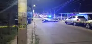 Asesinan a madre e hija comerciantes y las arrojan desde vehículo en Veracruz