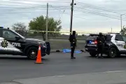 Atropella y mata a uno en carretera a Laredo; escapa