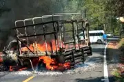 Balaceras en Michoacán tras crimen de comunitarios