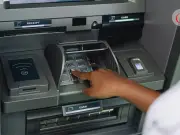 Bancos abiertos el 1 de mayo 2026: horarios y excepciones