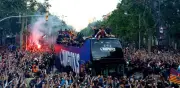 Barcelona celebra título de LaLiga con dedicatoria al Real Madrid
