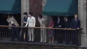BTS sorprende a ARMYS en el Zócalo con mensaje en español