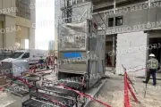 Cae elevador de carga en obra en San Pedro: 7 heridos