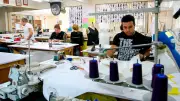 Cae producción manufacturera en México; textiles y electrónica, los más afectados