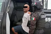 Caen 2 con 65 dosis de cristal en operativo policial