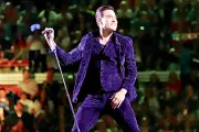 Carlos Rivera cumple sueño en plaza de toros repleta