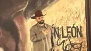 Carín León lanza “Muda”, disco que fusiona géneros musicales