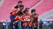 Chivas humilla al América y sueña con título Sub-21 tras goleada 4-1