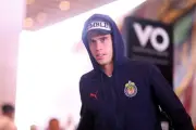 Chivas llegan en silencio y sin seleccionados a pretemporada