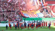 Chivas y su afición encienden el Estadio Jalisco previo al duelo ante Cruz Azul