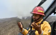 Combaten incendio forestal en Sierra de La Mora, Jalisco