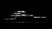 Crucero con hantavirus llega a Tenerife; inicia desembarque con protocolo especial