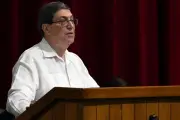 Cuba califica de cínico intento de amenaza militar de EU