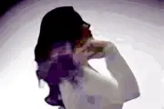 Desata Karina polémica con video misterioso en redes sociales