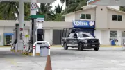 Detienen a sujeto que incendió camioneta en gasolinera de Tlalnepantla