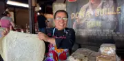 Doña Guille lucha por preservar la tortilla sobaquera sonorense