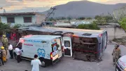 Dos accidentes en Jalisco dejan un muerto y más de 40 heridos