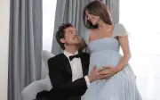 Dylan Sprouse y Barbara Palvin anuncian embarazo en Cannes