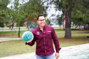 Edil de Pachuca amenaza con despedir a empleados que no le den 'like'