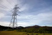 Empresas ven complicado cumplir inversión en energía renovable en México