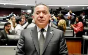 Enrique Inzunza reaparece en redes y descarta pedir licencia al Senado
