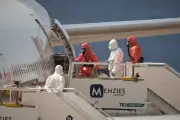 Evacuación masiva en crucero por brote de hantavirus