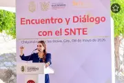 Evelyn Salgado cumple acuerdos con el SNTE en Guerrero