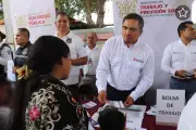Evelyn Salgado lleva feria de servicios a La Montaña