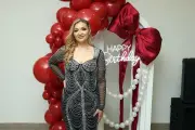 Felicitan a Yésica García en emotivo evento