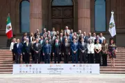 Firman Estado, sindicatos e IP acuerdo por la paz laboral