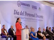 Gobernadora de Guanajuato reconoce a enfermeras y docentes de UVEG