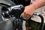 Hacienda ajusta subsidio a diesel y gasolinas para aliviar presión fiscal
