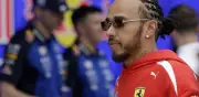 Hamilton abandona simulador Ferrari tras críticas: 'No sirve de nada'