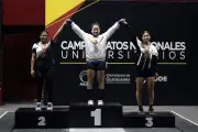Irene Borrego gana triple oro para la UANL en natación