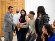Jalisco entrega 36 visas americanas a adultos mayores para reunificación familiar