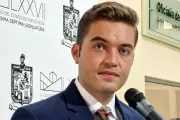 Jesús Elizondo pide licencia para buscar candidatura de Morena