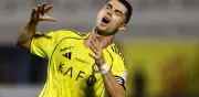 Julián Quiñones hunde a Cristiano Ronaldo en Arabia Saudita