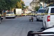Lesiona a policía, intenta escapar y oficial lo balea en CDMX