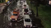 Lluvias torrenciales en Edomex: suspenden Tren AIFA e inundan municipios