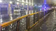 Lluvias torrenciales inundan Tlalpan y dejan autos varados en Periférico