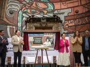 Lotenal devela billete conmemorativo del Día del Maestro