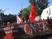 Maestros marchan y exigen a Sheinbaum abrogar Ley del ISSSTE 2007