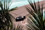 Mercedes sigue con problemas en las salidas de F1