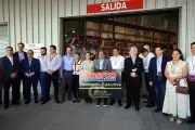 Mijes asiste a preapertura de Costco en Nuevo León
