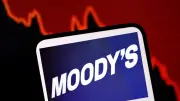 Moody's baja calificación de CFE y bancos mexicanos
