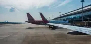 Muere peatón atropellado por avión en pista del aeropuerto de Denver