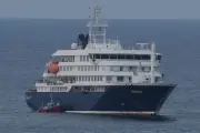 Pide Rusia aislar a viajeros del crucero MV Hondius por COVID