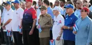 Raúl Castro y Díaz-Canel encabezan desfile del 1 de mayo en La Habana