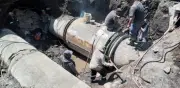 Reparan megafuga en Iztapalapa tras inundar calles y viviendas
